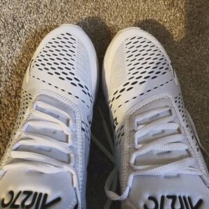 White and Black NIKE 270 SIZE 10